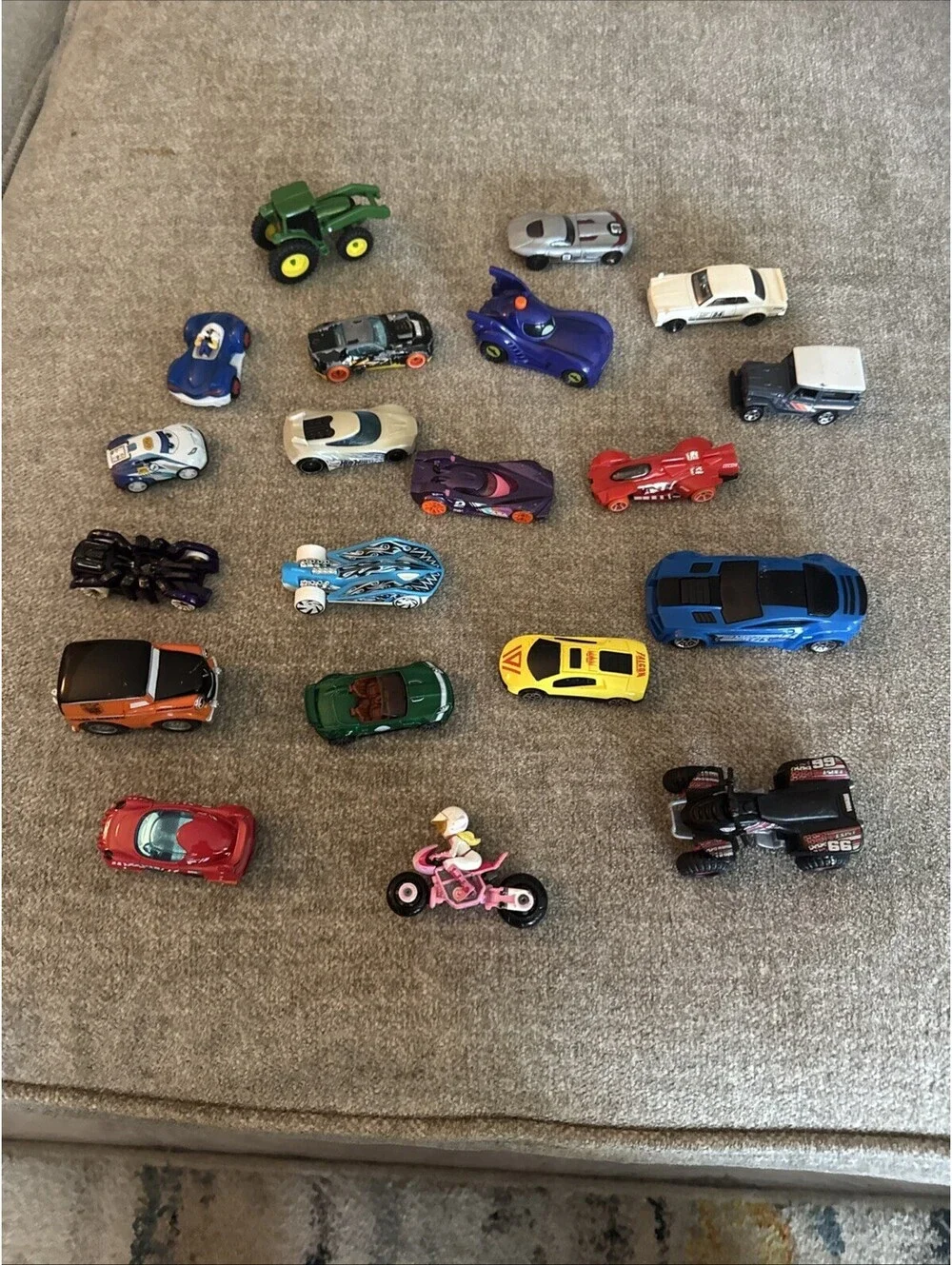 Hot Wheels And Others Lot 20